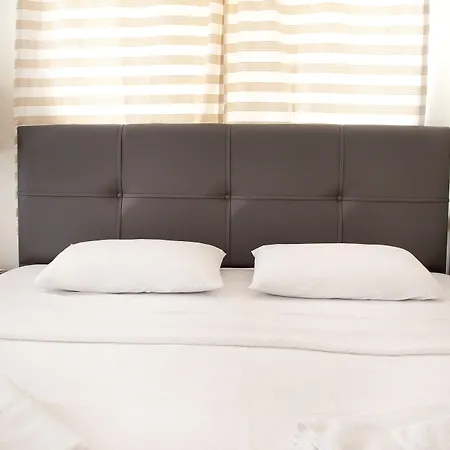 ホテル Oguz ダッチャ