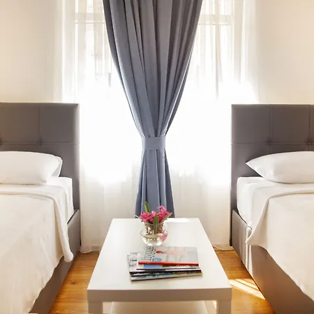 Oguz ホテル ダッチャ